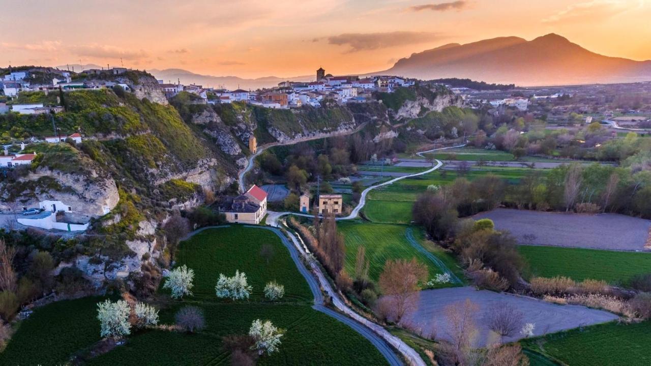 Cueva El Murallon Benamaurel ภายนอก รูปภาพ